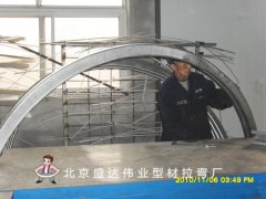北京盛达伟业型材拉弯厂设备展示3